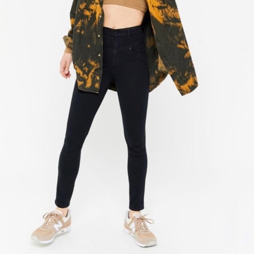 BDG UO Black High Rise Ankle Seam Jean